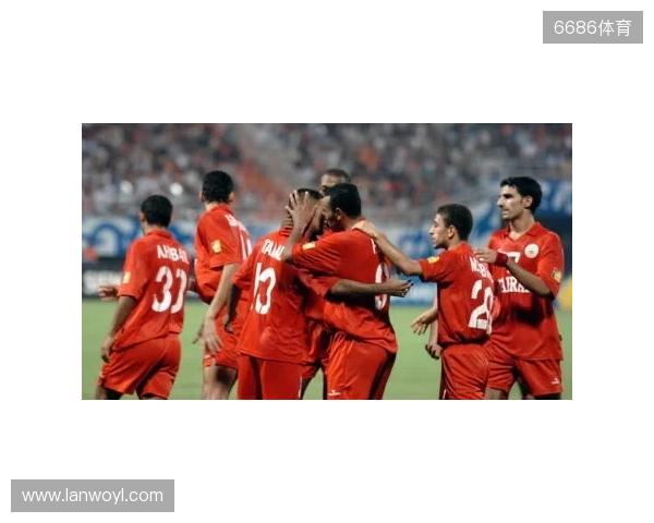 亚预赛出线关键战!中国香港vs新加坡首发:安永佳、陈晋一领衔 亚预赛出线关键战!中国香港vs新加坡首发:安永佳、陈晋一领衔