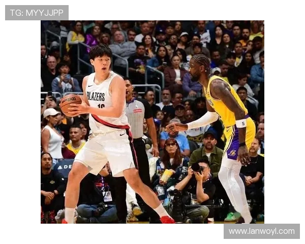 ✅体育直播🏆世界杯直播🏀NBA直播⚽- 泰华报人公益基金会颁发本年度助学金- sports